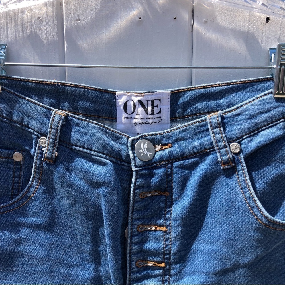 One Teaspoon Lovers Denim Jean Shorts Button Fly Size 28 - Picture 3 of 10